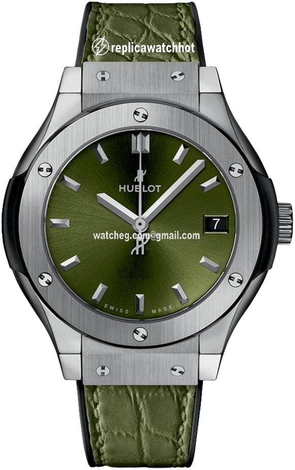 Hublot Classic Fusion Quartz Womens watch Quartz Titanium 581.NX.8970.LR