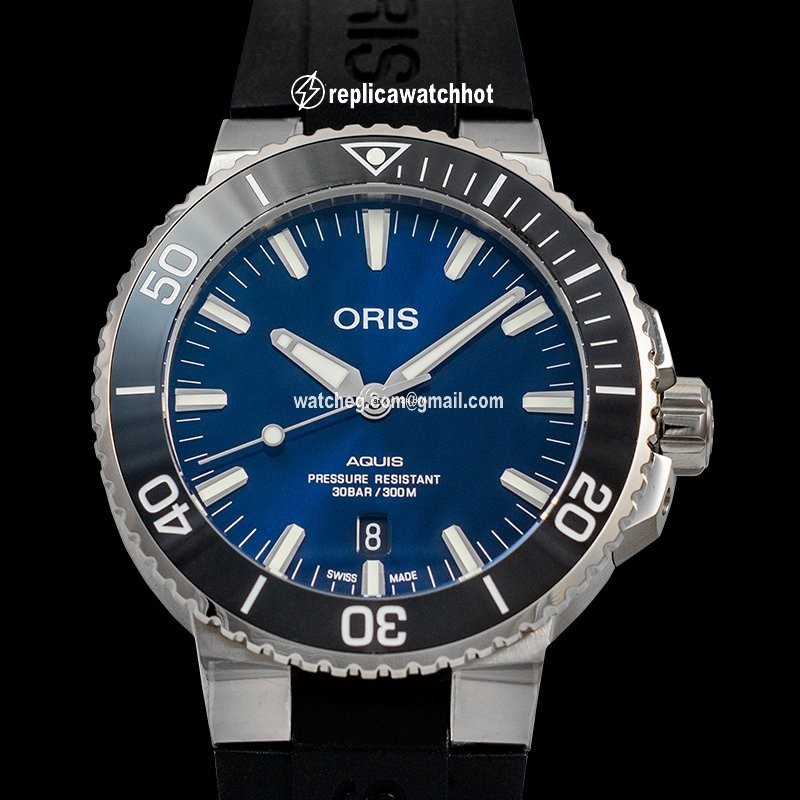Oris Aquis Date Mens watch Unisex Automatic Steel 01 733 7730 4135-07 4 24 64EB