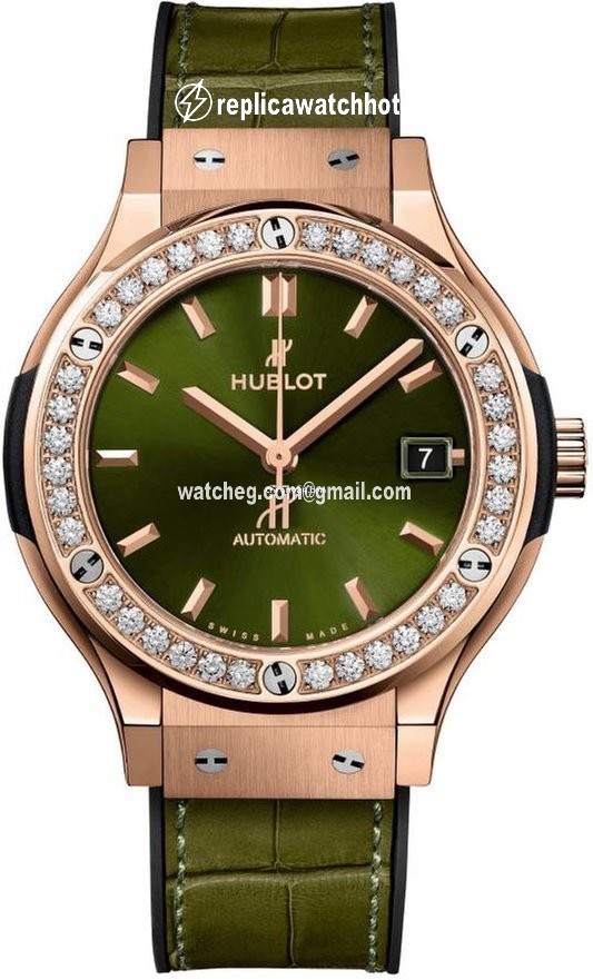 Hublot Classic Fusion 45, 42, 38, 33 mm Automatic Rose gold 565.ox.8980.lr.1204
