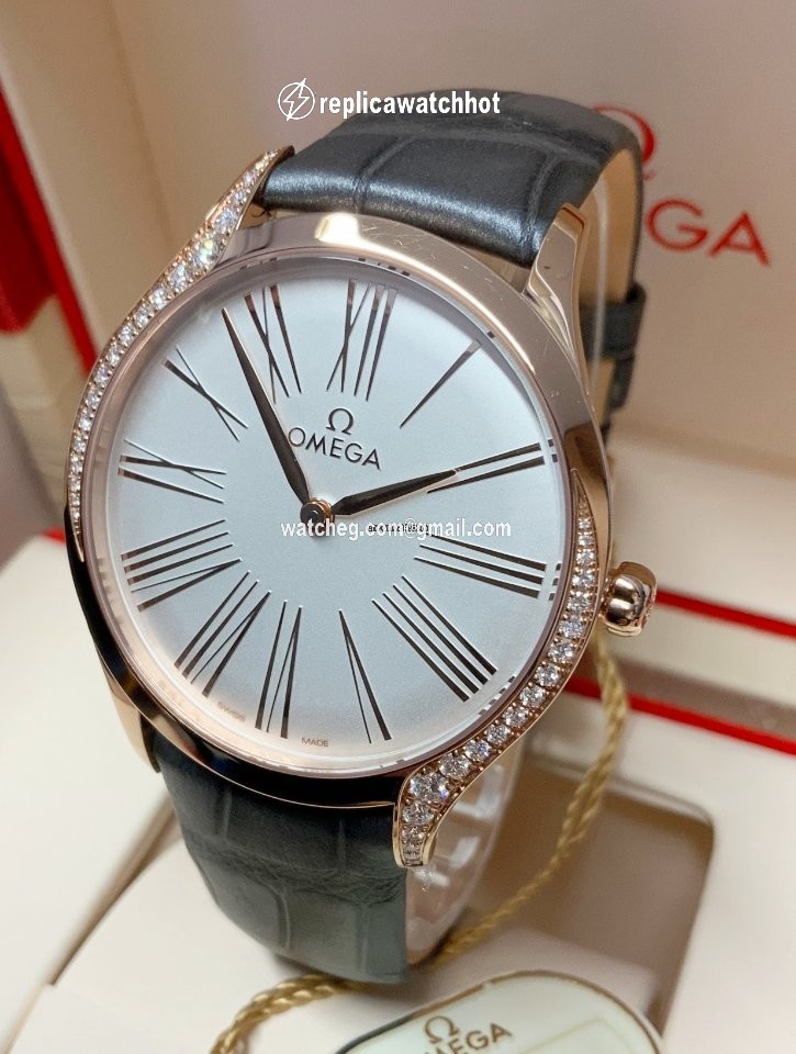 Omega De Ville Tresor Womens watch Quartz Rose gold 428.58.36.60.02.001