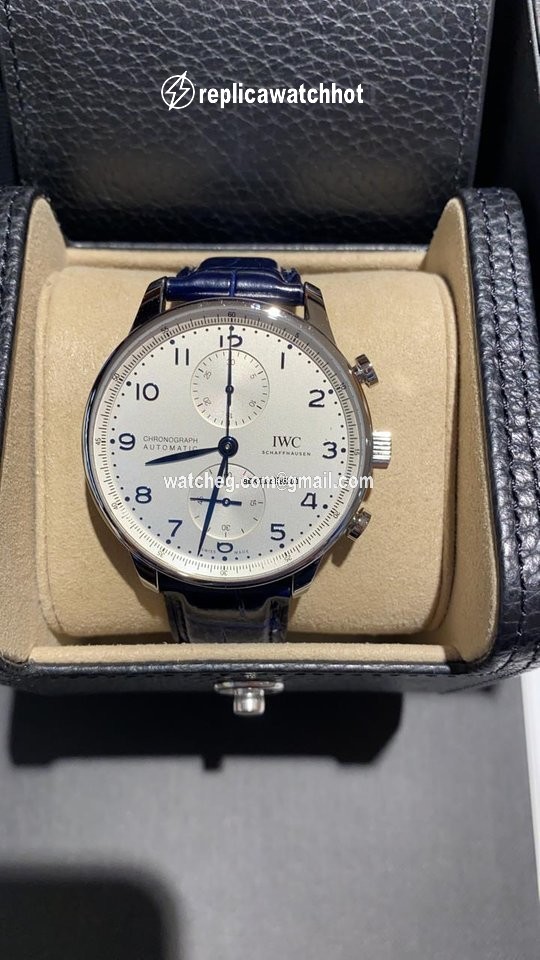 IWC Portuguese Chronograph Mens watch Unisex Automatic Steel IW371605