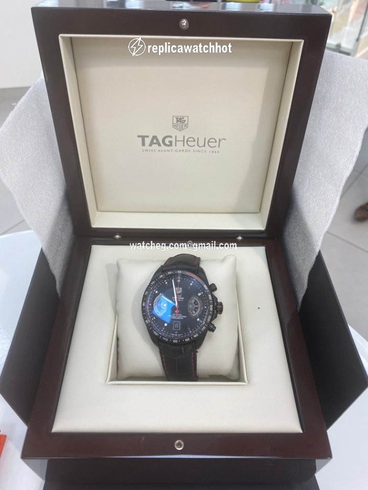 TAG Heuer Grand Carrera Mens watch Unisex Automatic Titanium CAV518B.FC6237