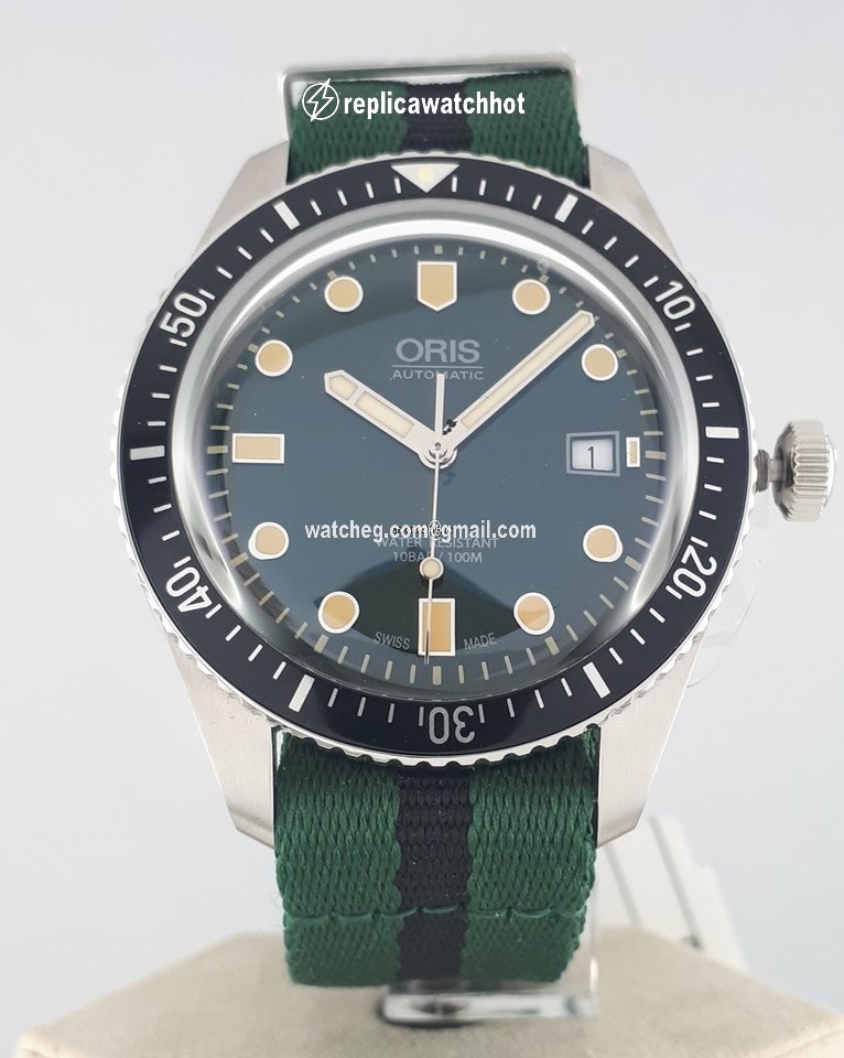 Oris Divers Sixty Five Mens watch Unisex Automatic Steel 01 733 7720 4057-07 5 21 25FC