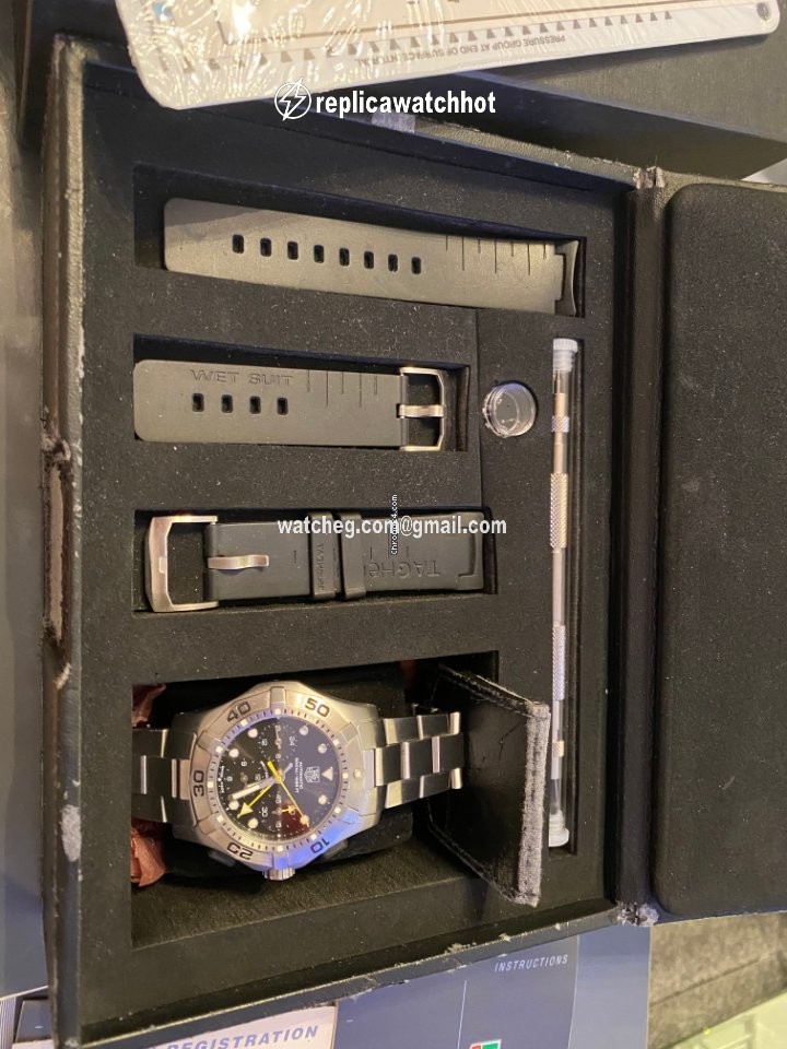 TAG Heuer Aquagraph Mens watch Unisex Automatic Steel CN211A