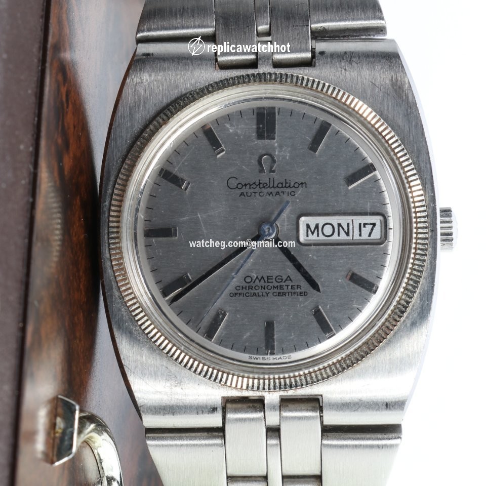 Omega Constellation Day-Date Mens watch Unisex Automatic Steel 168.045-368.845