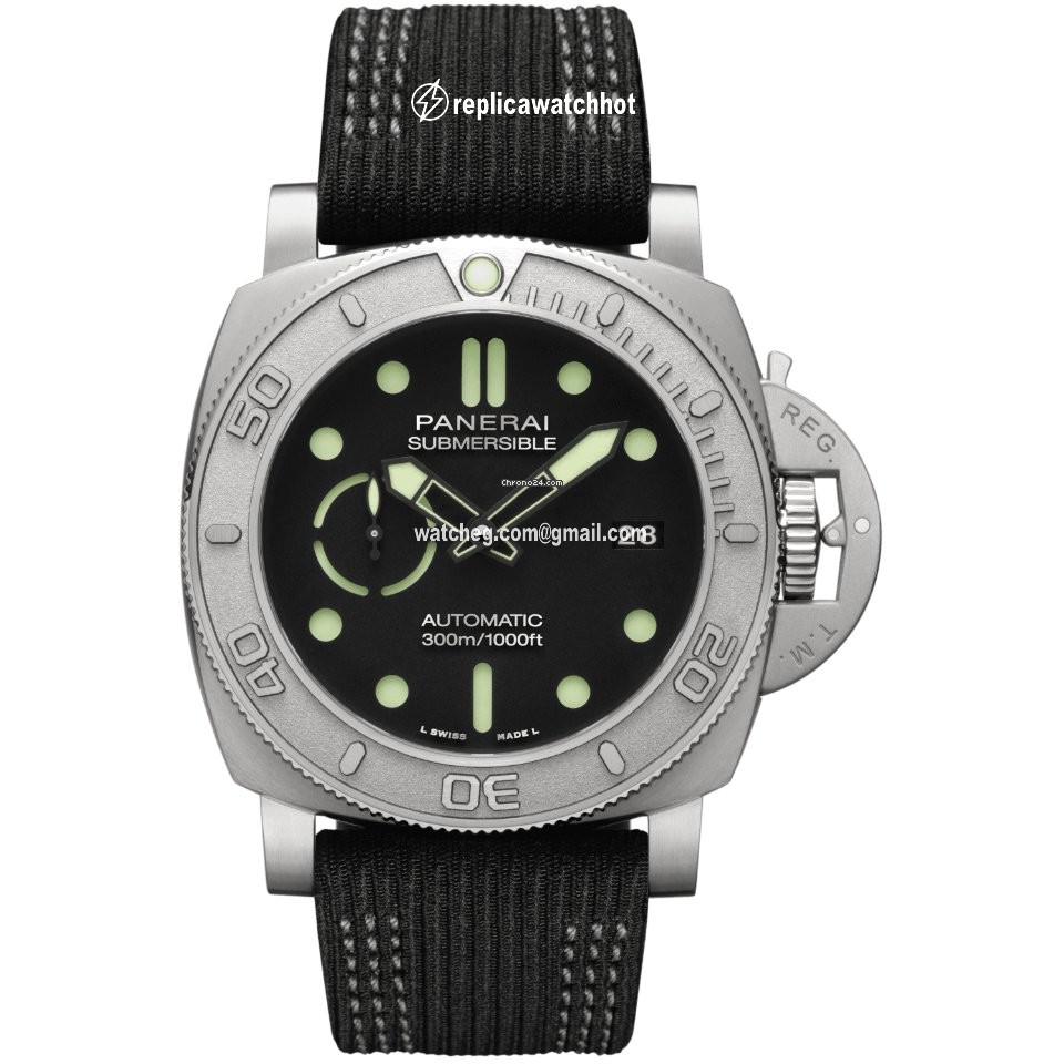 Panerai Luminor Submersible Mens watch Unisex Automatic Titanium PAM00984