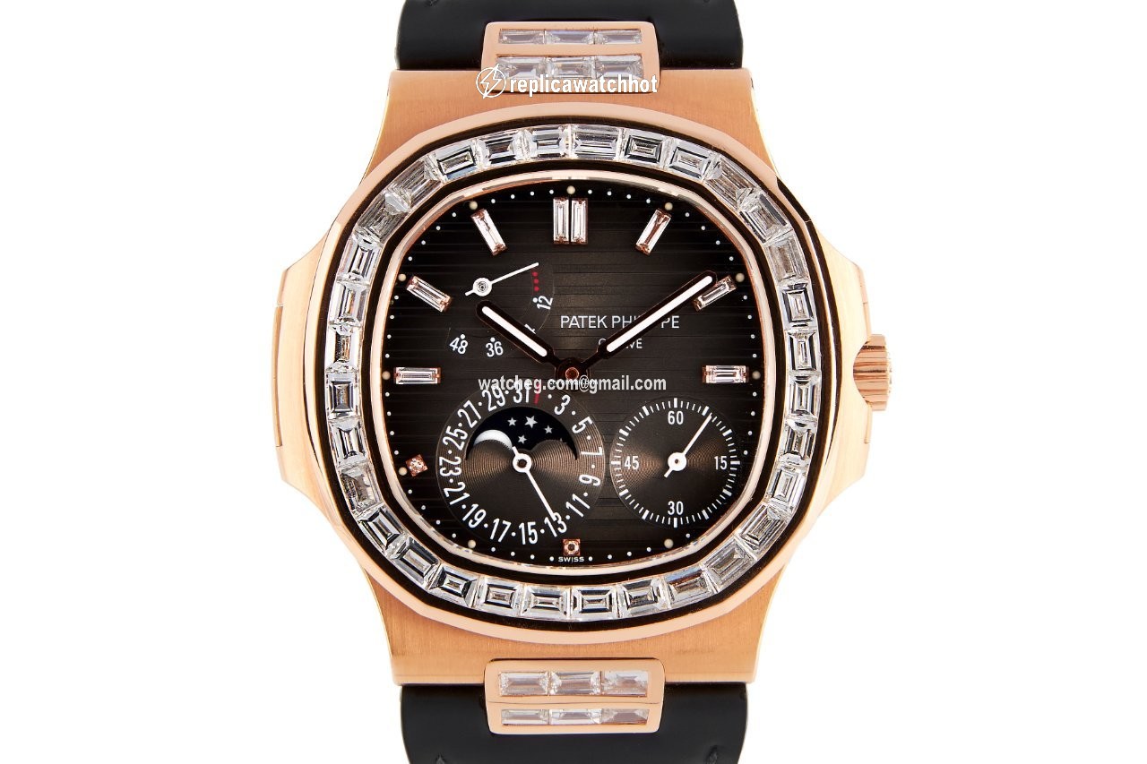 Patek Philippe Nautilus Mens watch Unisex Automatic Rose gold 5712R-001