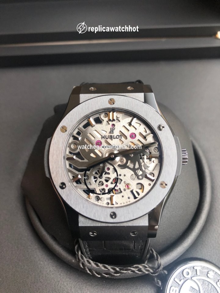 Hublot Classic Fusion Ultra-Thin Mens watch Unisex Manual winding Ceramic 545.CM.0140.LR