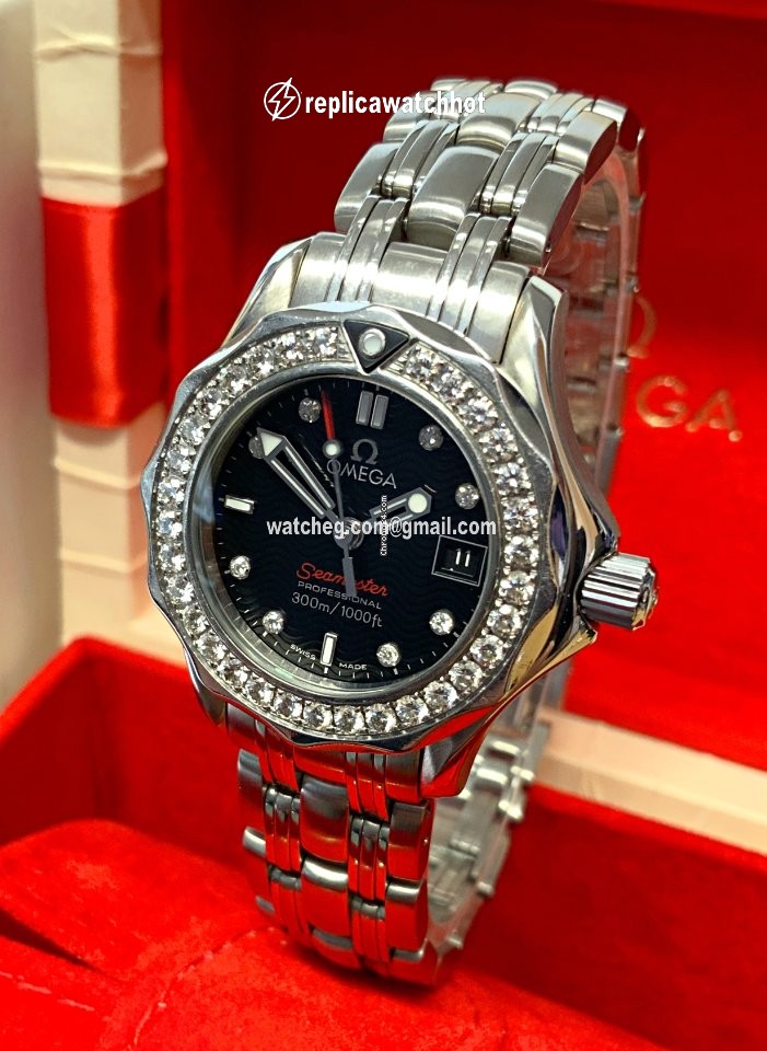 Omega Seamaster Diver 300 M Steel 212.15.28.61.51.001