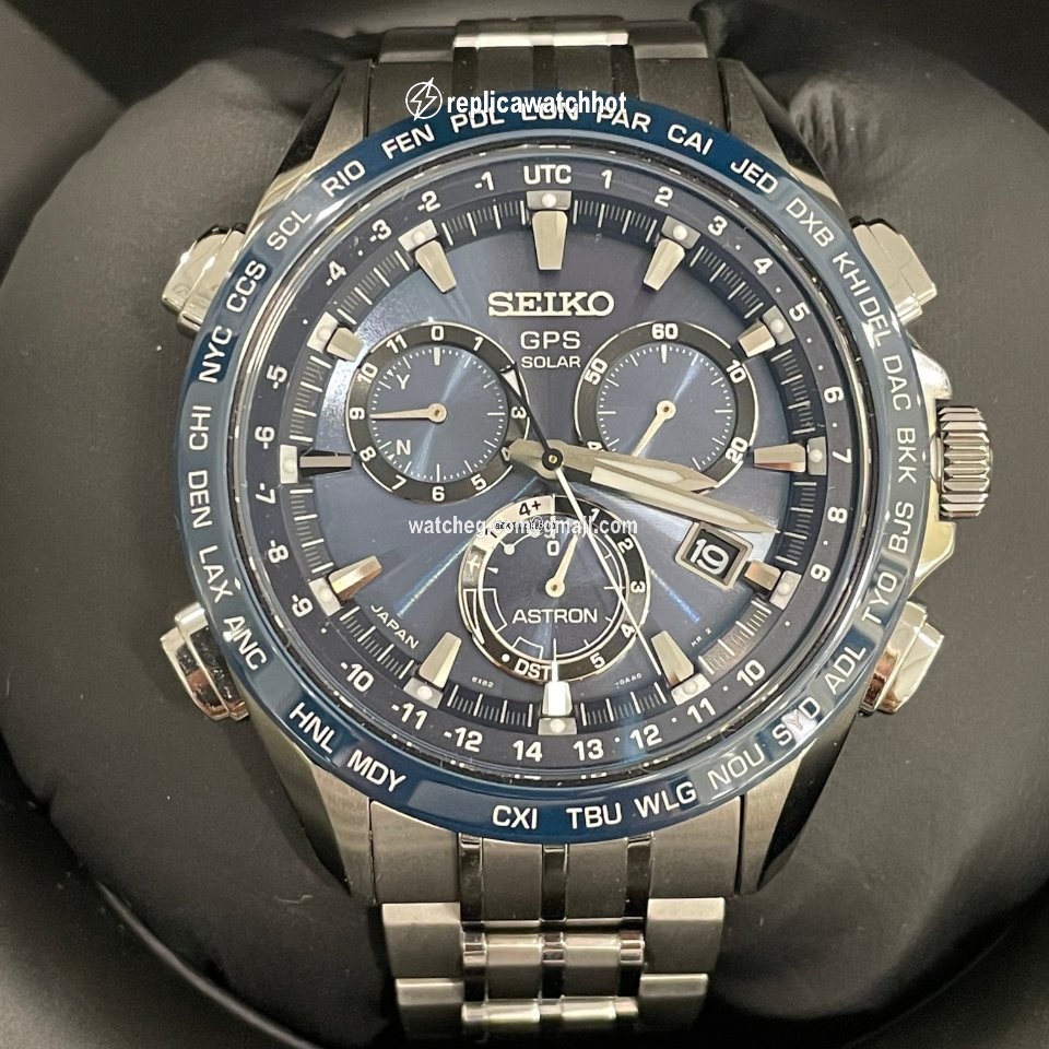 Seiko Astron GPS Solar Chronograph Mens watch Unisex Titanium SSE005J1