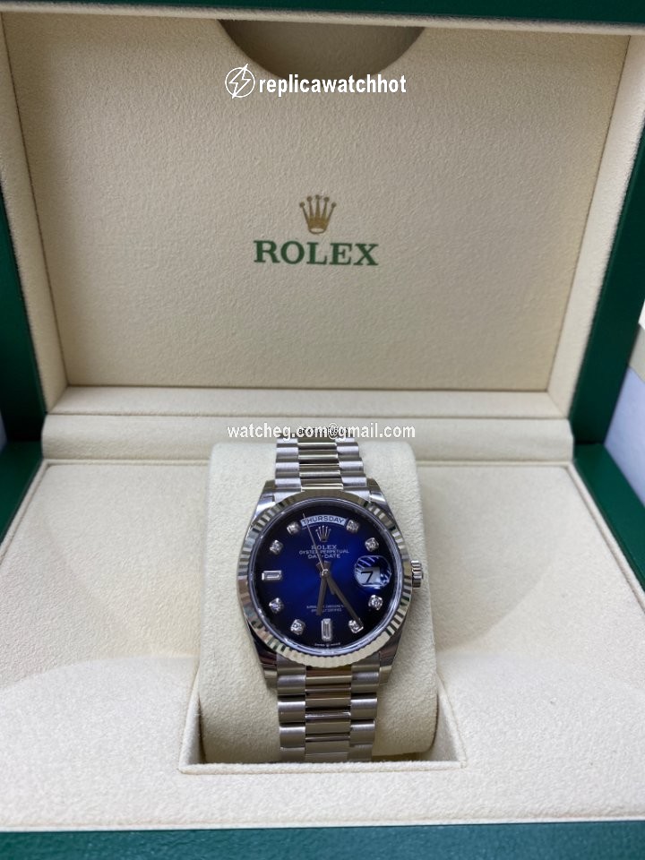 Rolex Day-Date 36 Mens watch Unisex White gold Automatic 128239