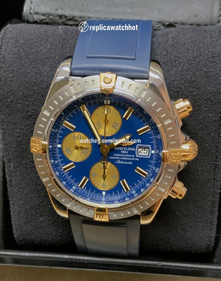 Breitling Chronomat Evolution Mens watch Unisex Automatic Gold Steel B13356