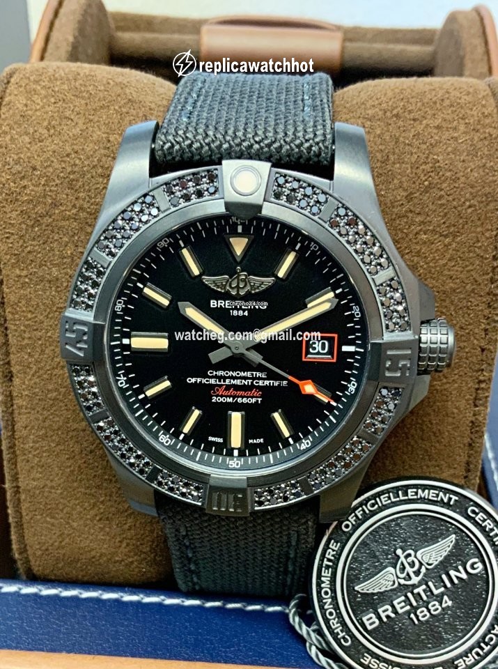 Breitling Avenger Blackbird 44 Mens watch Unisex Automatic Titanium V17311AT BD74-109W