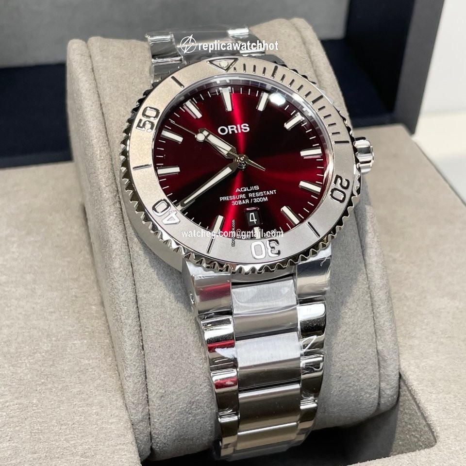 Oris Aquis Date Mens watch Unisex Automatic Steel 01 733 7766 4158 07 8 22 05PEB