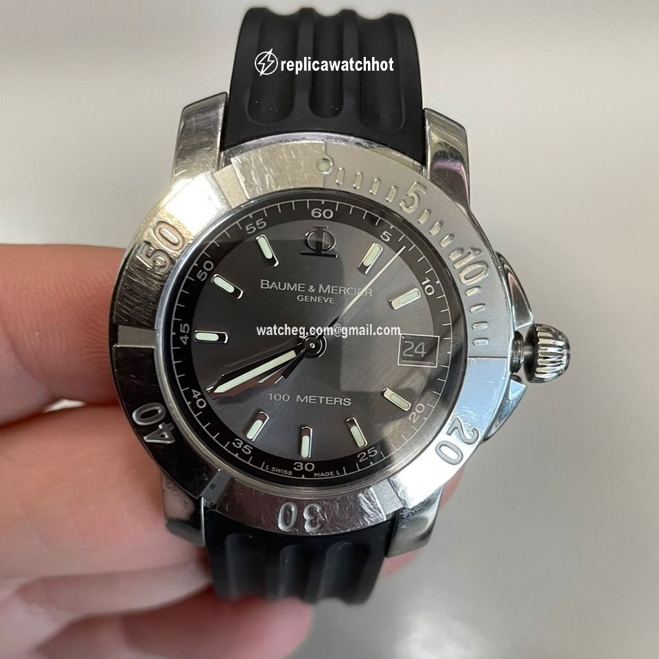 Baume & Mercier Capeland Mens watch Unisex Quartz Steel MOA08351
