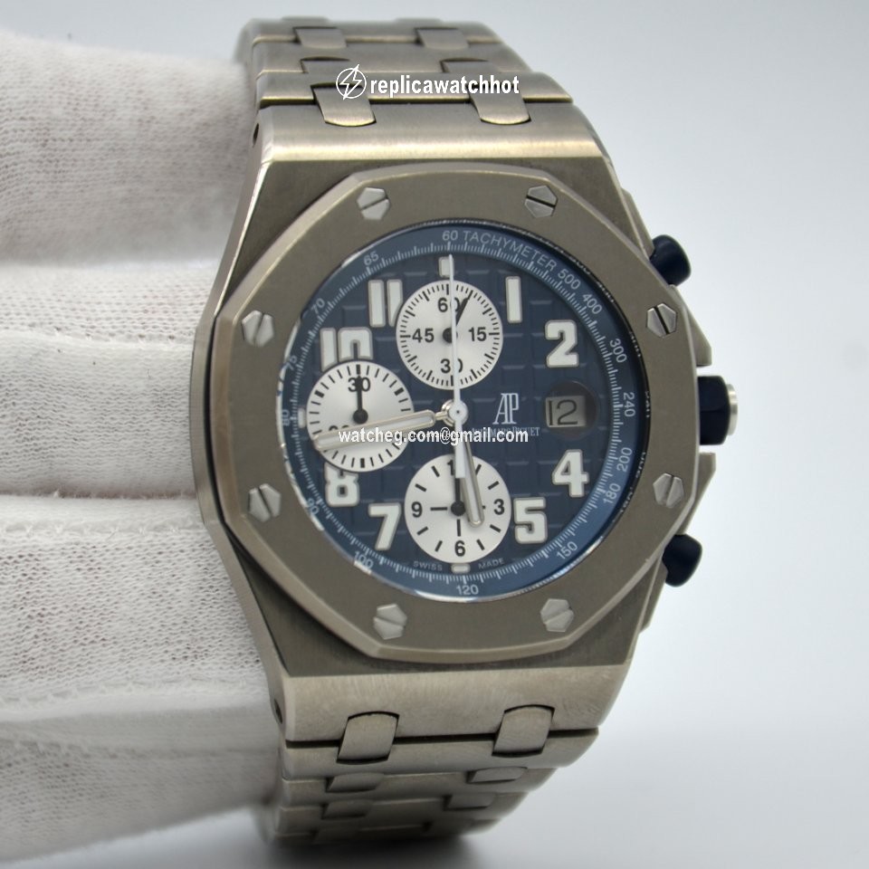 Audemars Piguet Royal Oak Offshore Chronograph Mens watch Unisex Automatic Titanium 25721TI.OO.1000TI.04.A