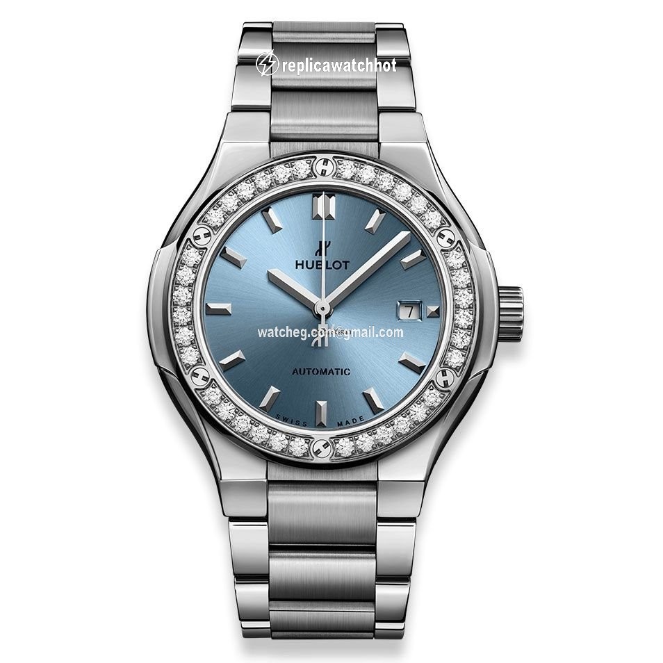 Hublot Classic Fusion 45, 42, 38, 33 mm Womens watch Automatic Titanium 585.NX.897L.NX.1204