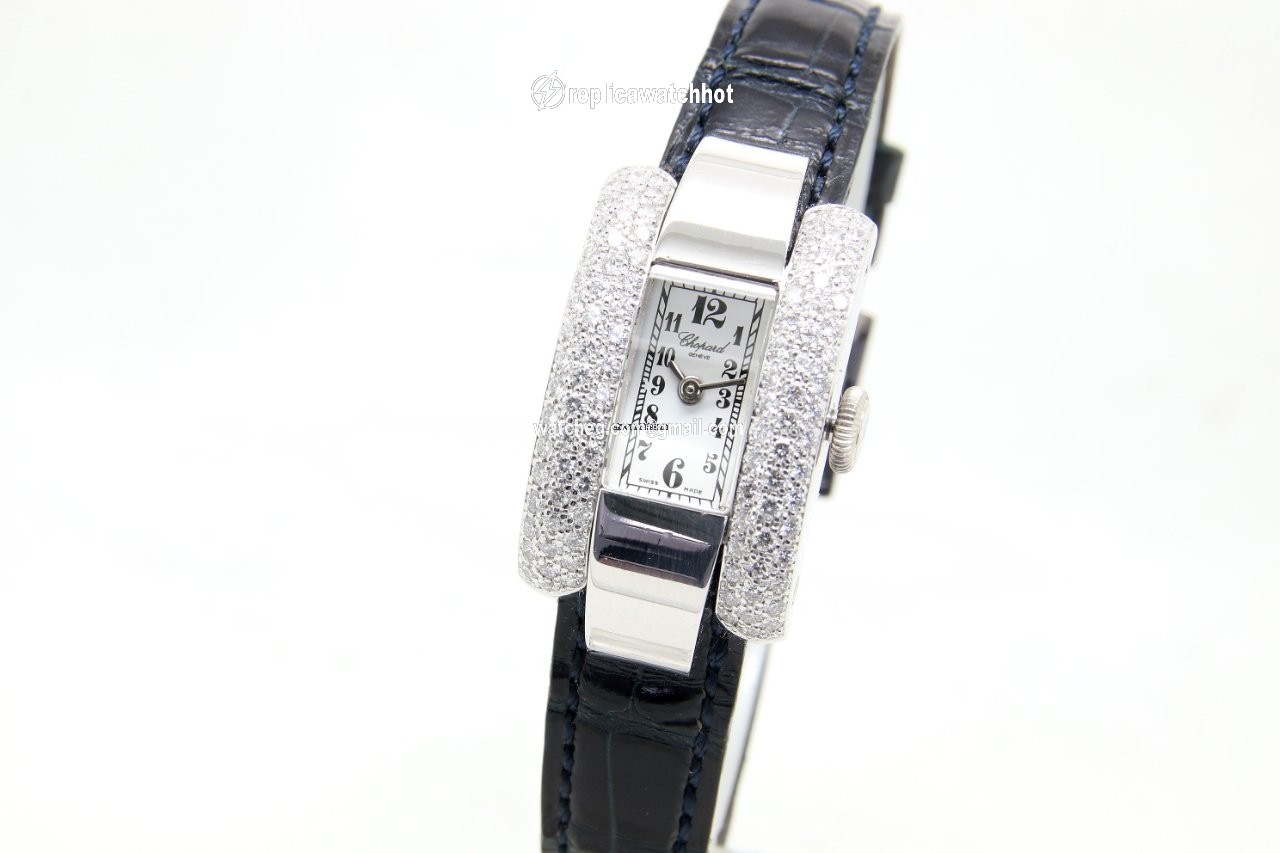Chopard La Strada Womens watch Quartz White gold 433 1