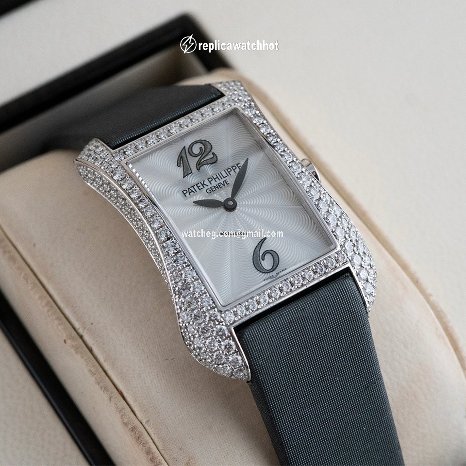 Patek Philippe Gondolo Quartz White gold 4973G-001