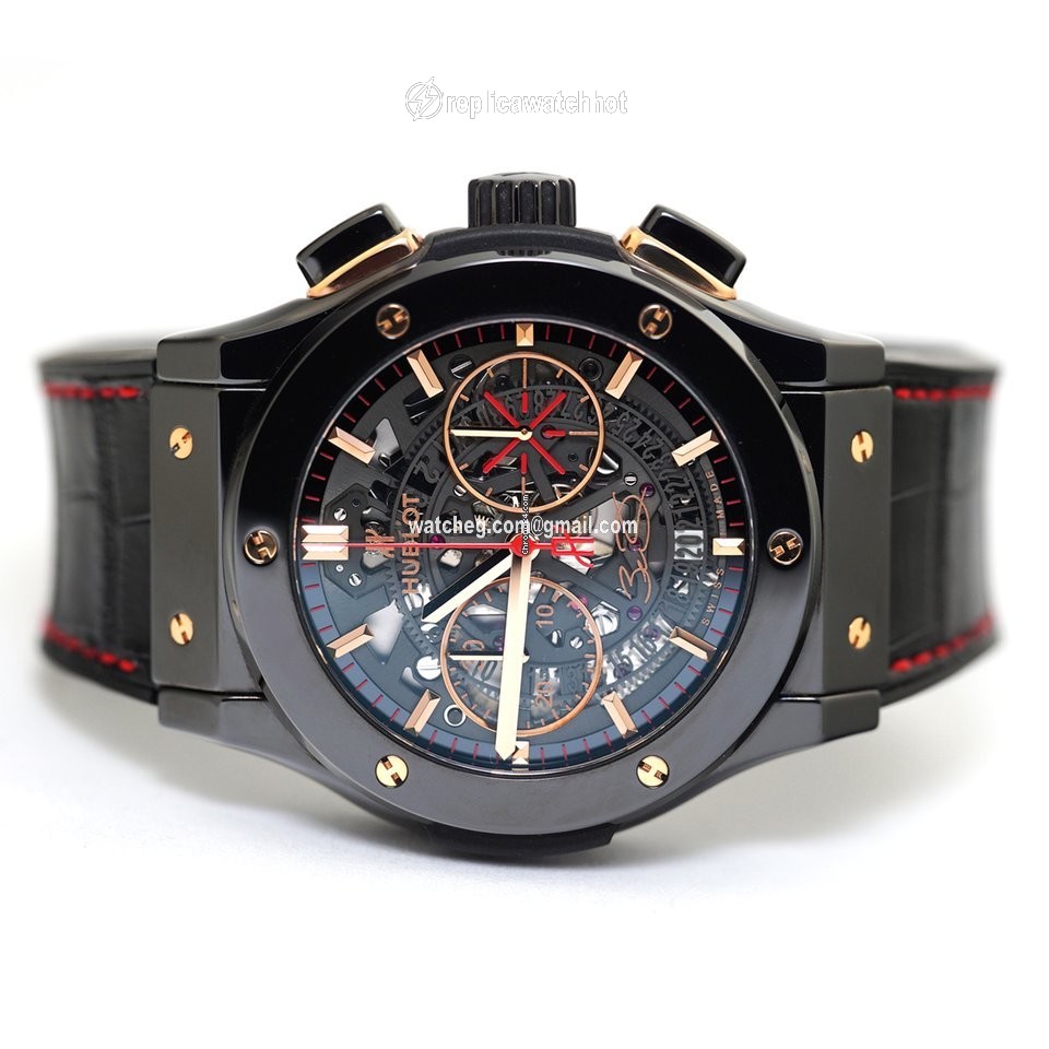Hublot Classic Fusion Mens watch Unisex Automatic Ceramic 525.CS.0138.LR.DWD14