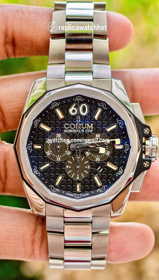 Corum Mens watch Unisex Automatic Titanium 132.201.04 V200 AN10