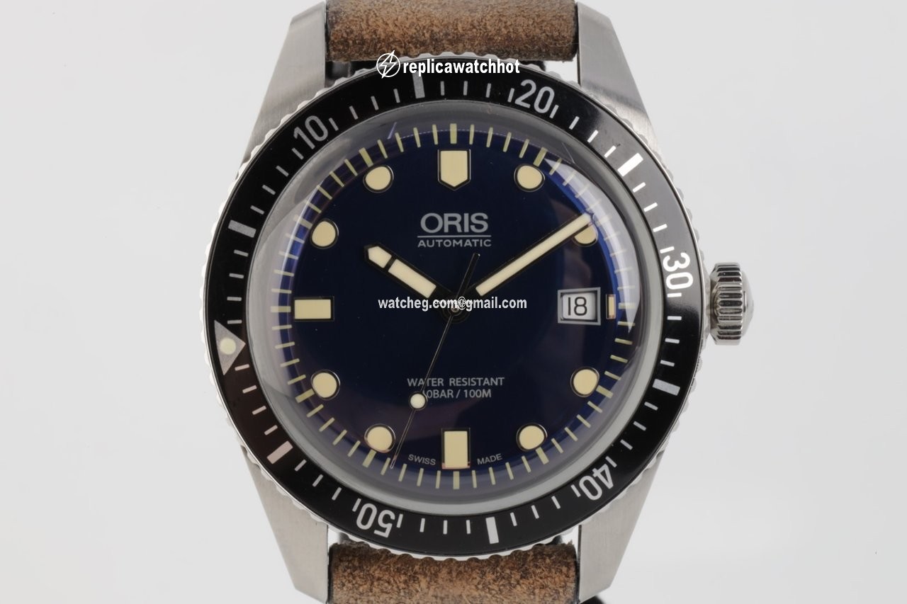 Oris Divers Sixty Five Mens watch Unisex Automatic Steel 01 733 7720 4055-07 5 21 02