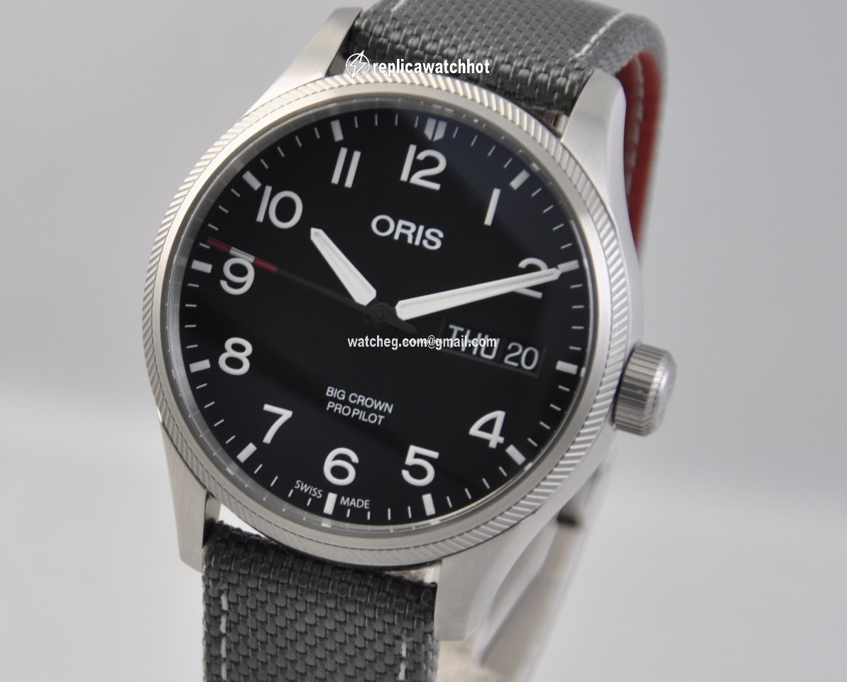 Oris Big Crown ProPilot Day Date Mens watch Unisex Automatic Steel 01 752 7698 4194-Set TS