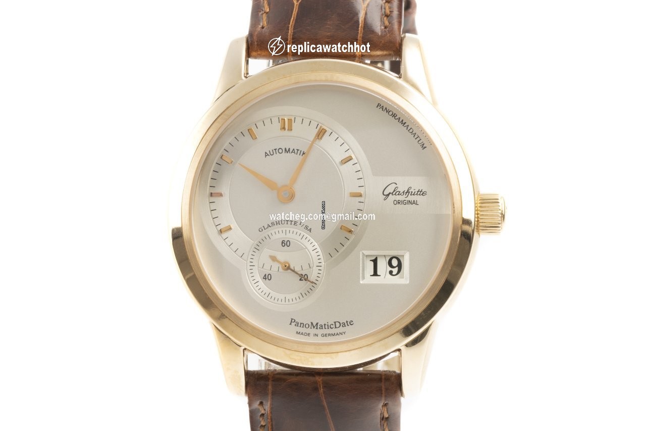 Glashtte Original PanoMaticDate Mens watch Unisex Automatic Yellow gold 90-01-01-01-04