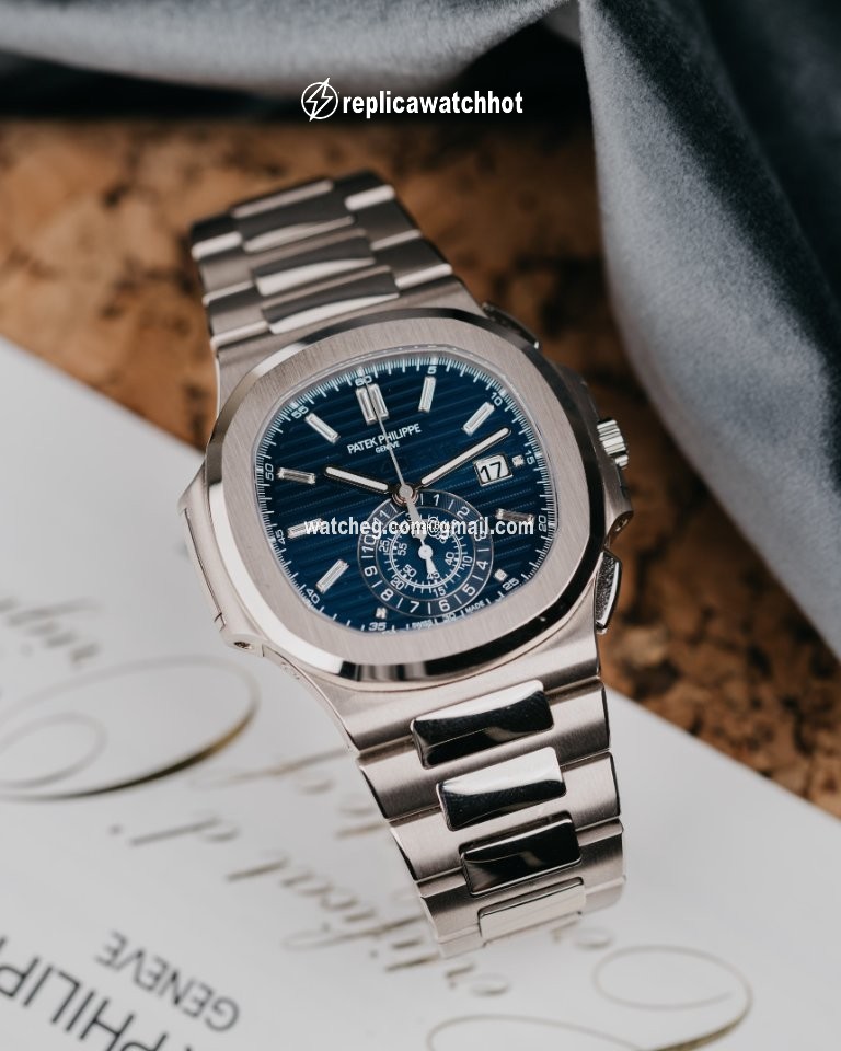 Patek Philippe Nautilus Automatic White gold 5976G