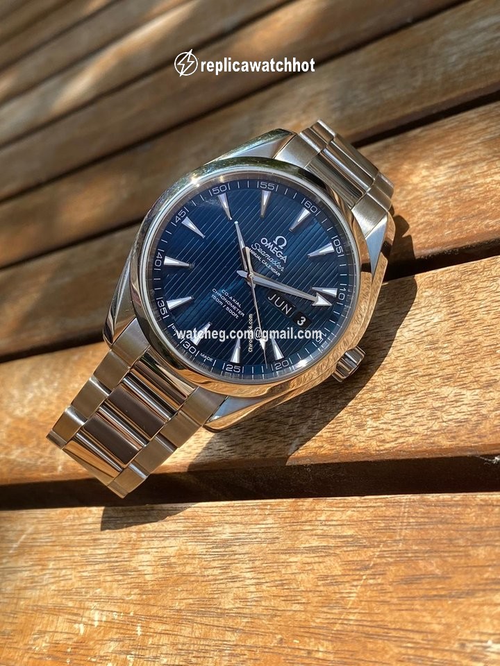 Omega Seamaster Aqua Terra Mens watch Unisex Automatic Steel 231.10.43.22.03.002
