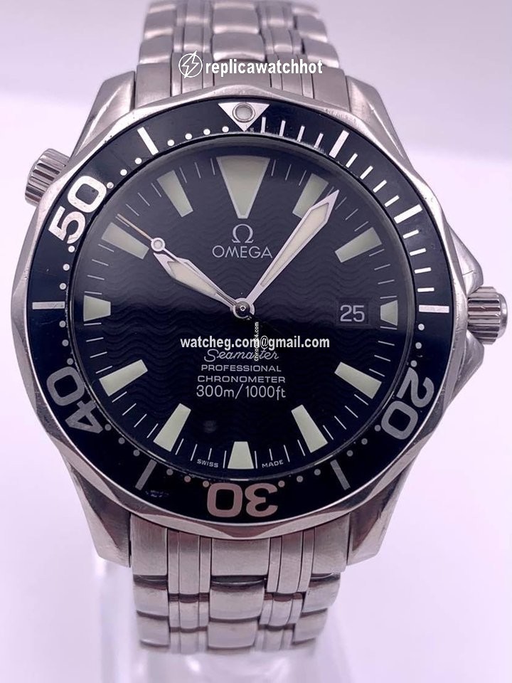 Omega Seamaster Diver 300 M Mens watch Unisex Automatic Steel 2254.50