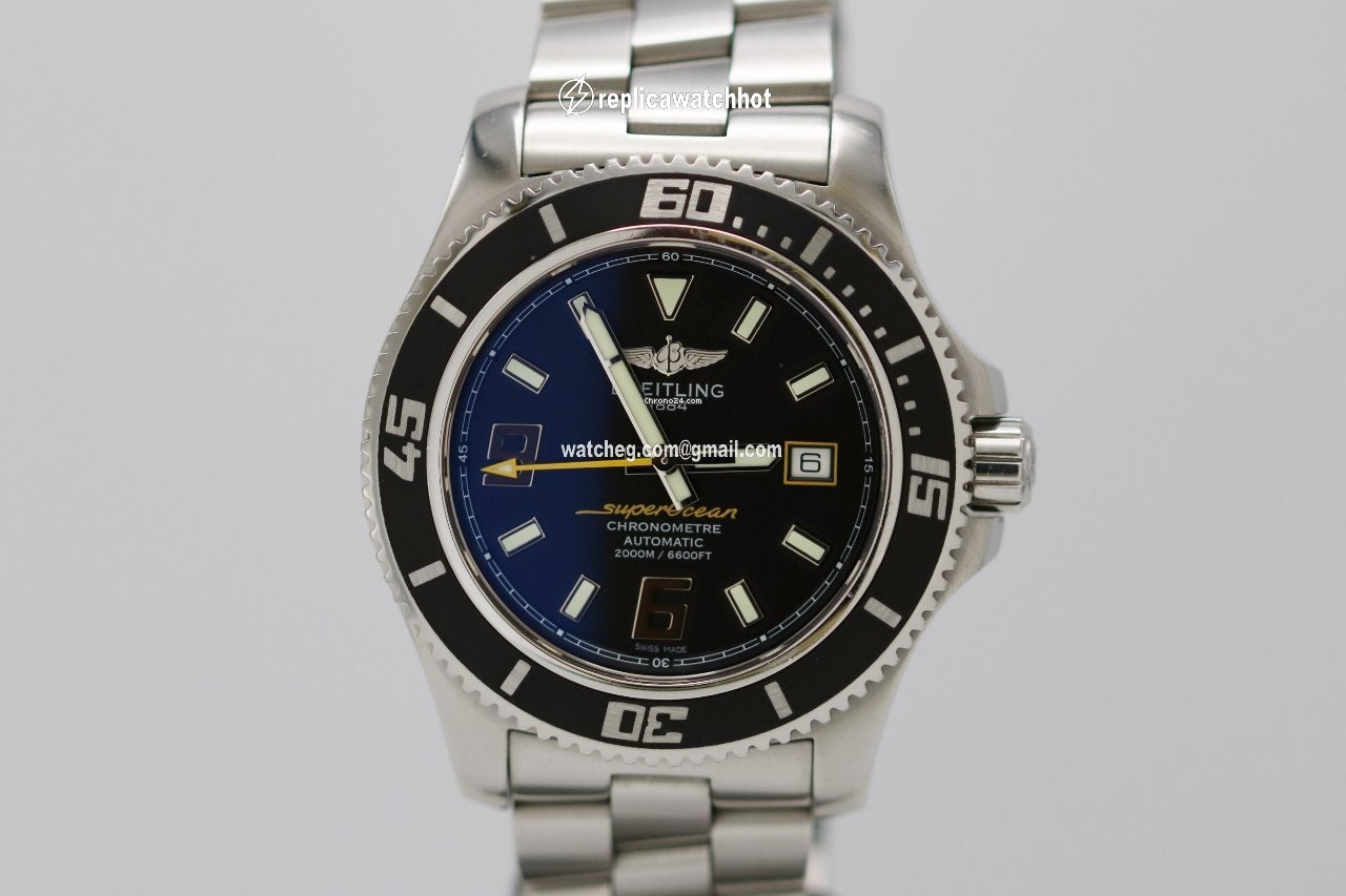 Breitling Superocean 44 Mens watch Unisex Automatic Steel A1739102 BA78