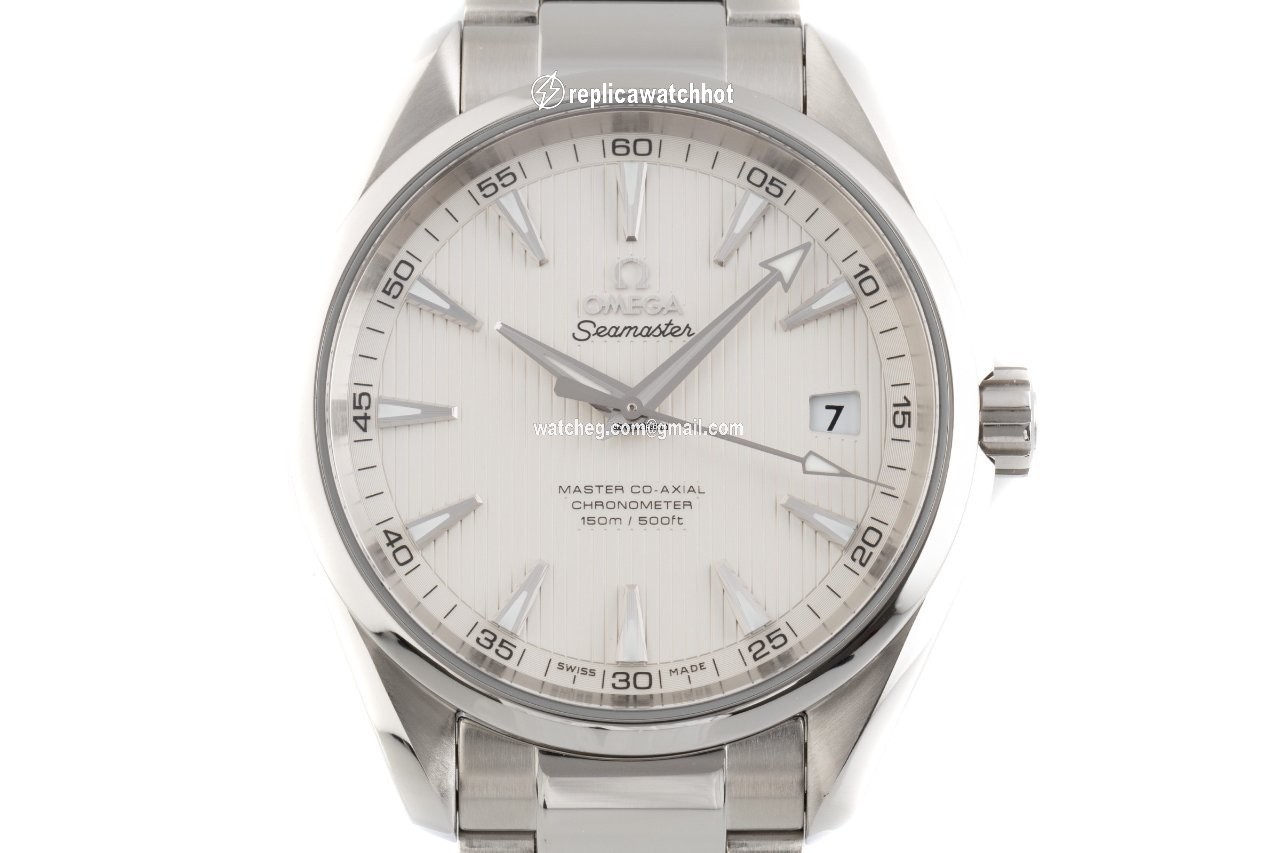 Omega Seamaster Aqua Terra Mens watch Unisex Automatic Steel 231.10.42.21.02.003