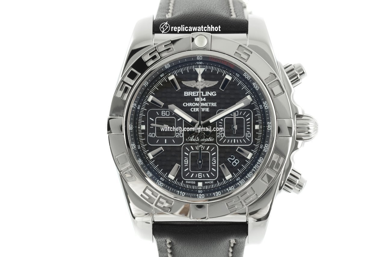 Breitling Chronomat 44 Mens watch Unisex Automatic Steel AB011012