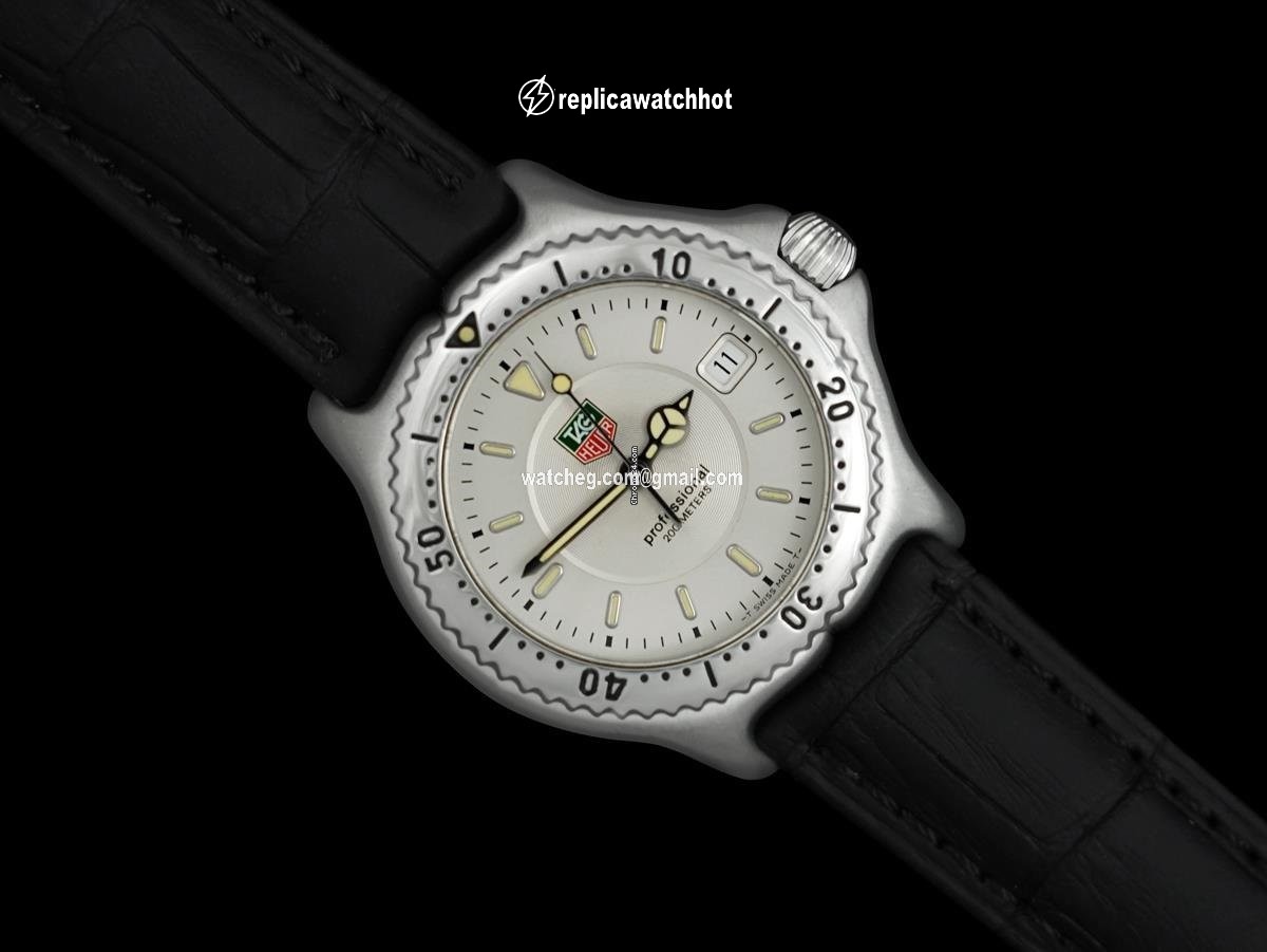 TAG Heuer Mens watch Unisex Quartz Steel 8124