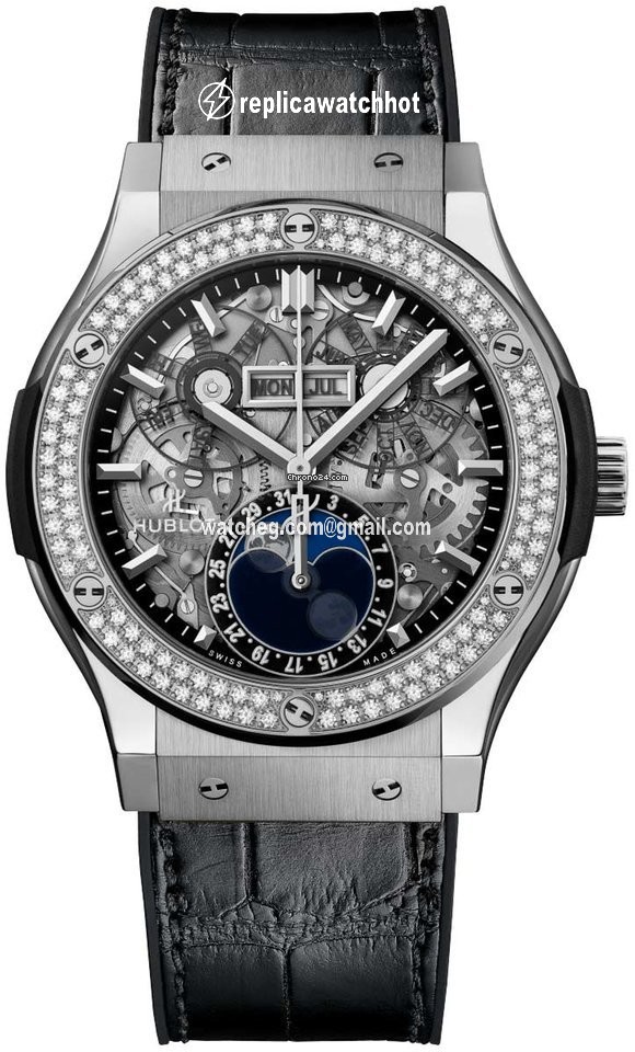 Hublot Classic Fusion Aerofusion Mens watch Unisex Automatic Titanium 517.nx.0170.lr.1104