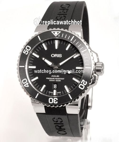 Oris Aquis Date Mens watch Unisex Automatic Steel 01 733 7730 4154-07 4 24 64EB