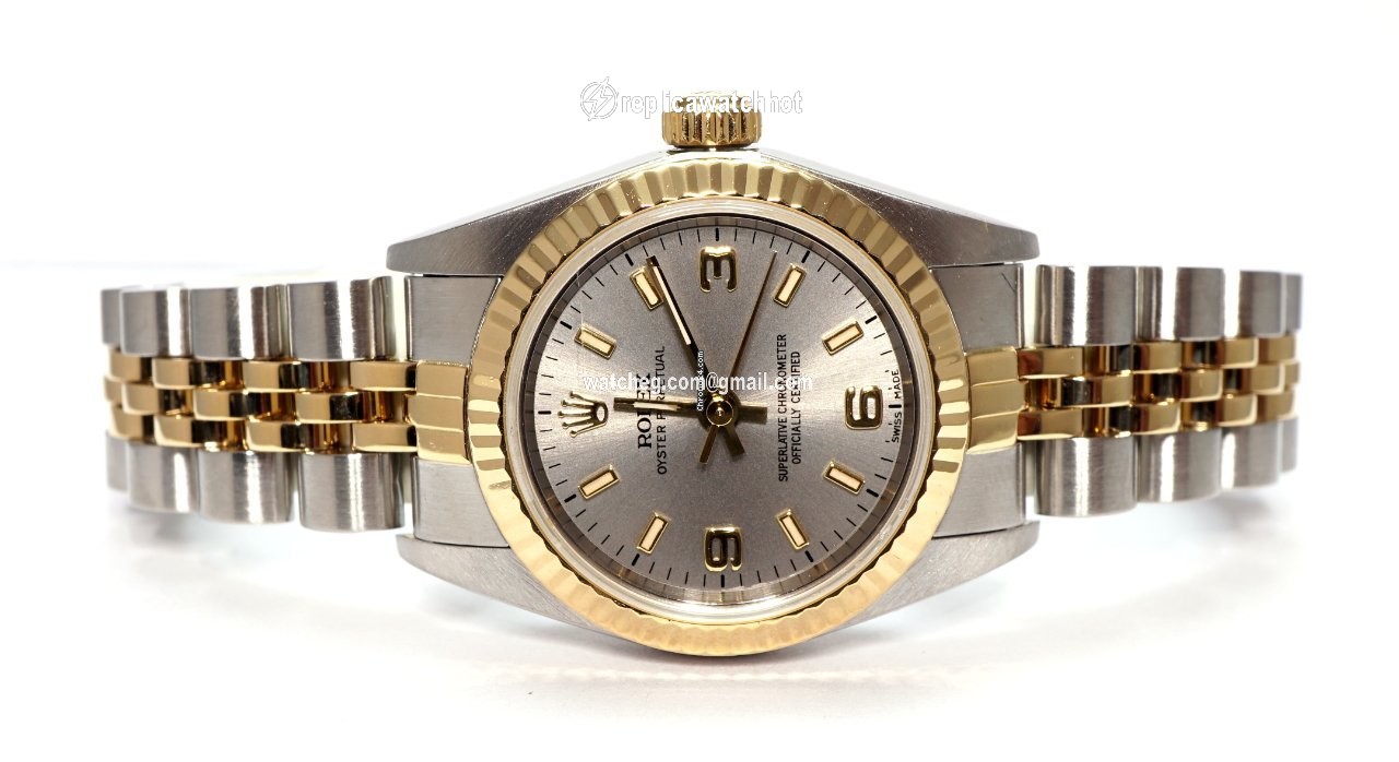 Rolex Oyster Perpetual 26 Womens watch Gold Steel Automatic 76193