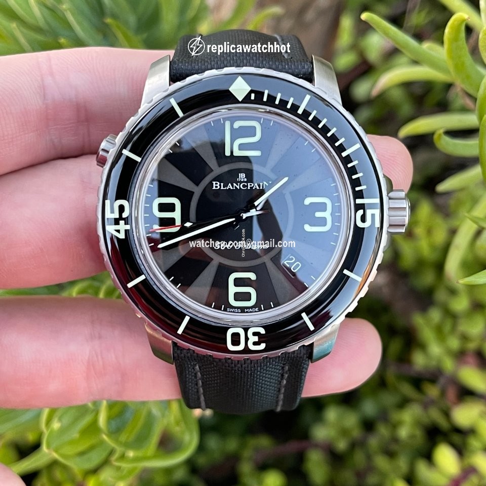 Blancpain 500 Fathoms Mens watch Unisex Automatic Titanium 50015-12B30-52B