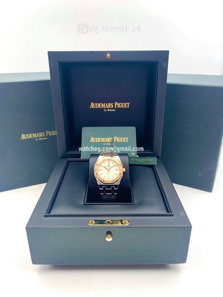 Audemars Piguet Royal Oak Selfwinding Womens watch Automatic Gold Steel 77350SR.OO.1261SR.01