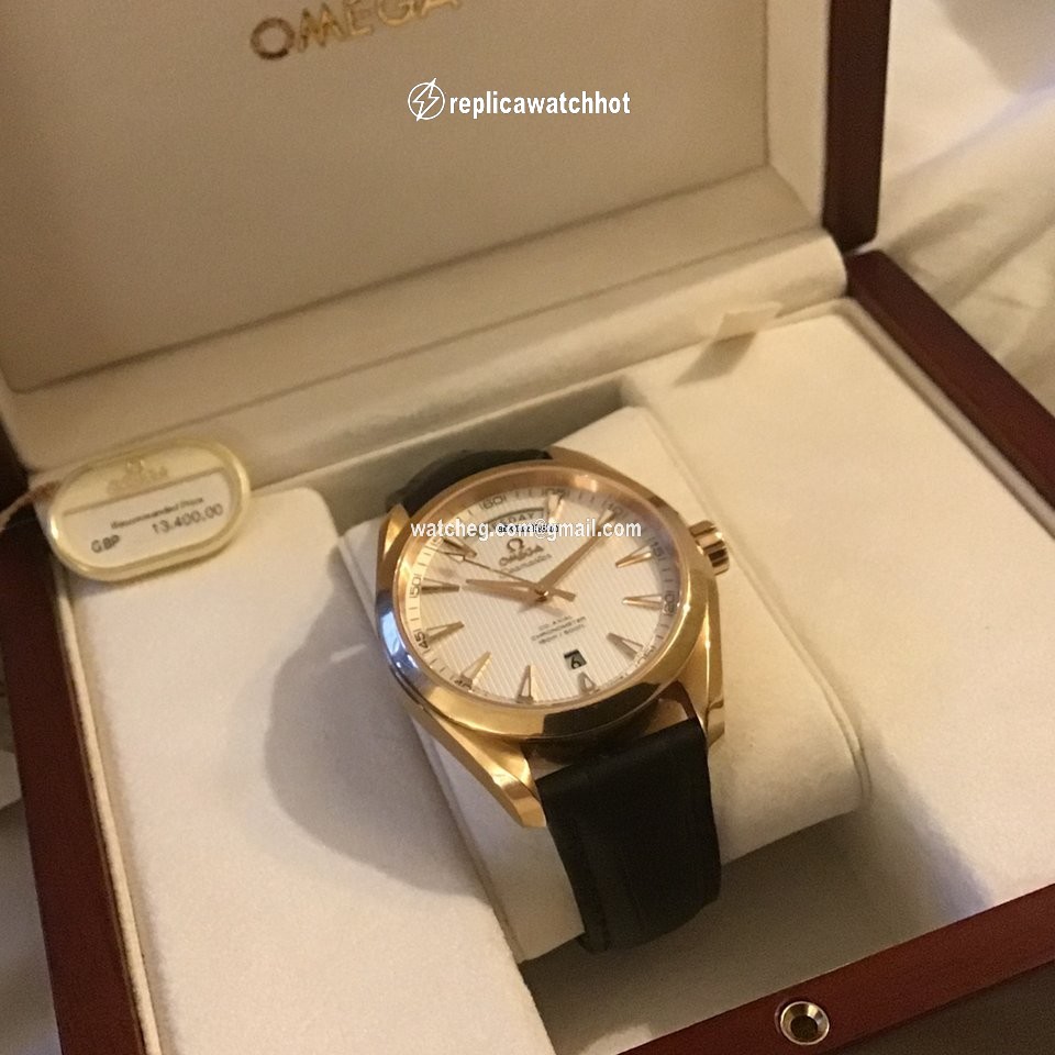 Omega Seamaster Aqua Terra Mens watch Unisex Automatic Red gold 231.53.42.22.06.001