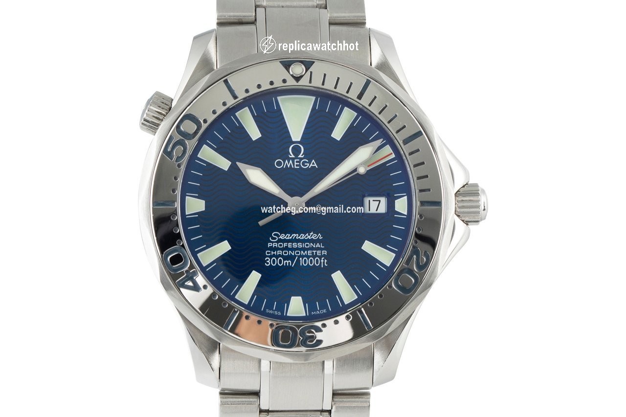 Omega Seamaster Diver 300 M Mens watch Unisex Automatic Steel 168.1640