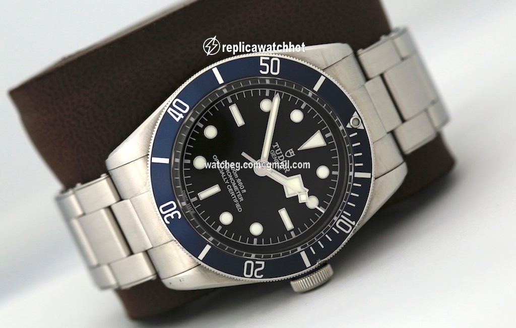 Tudor Black Bay Mens watch Unisex Automatic Steel M79230B-0001