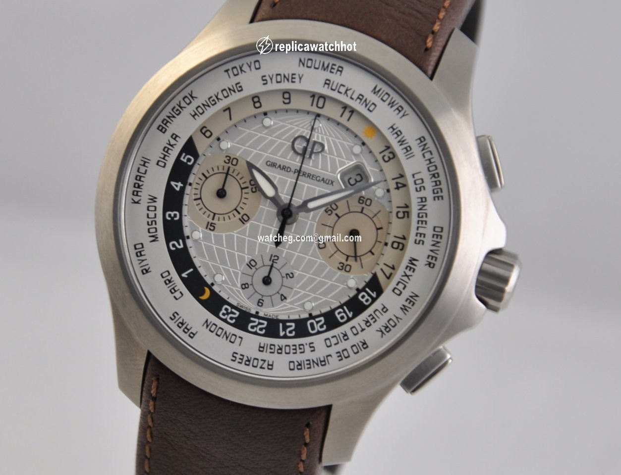 Girard Perregaux Traveller Mens watch Unisex Automatic Titanium 49700-21-132-HBBB