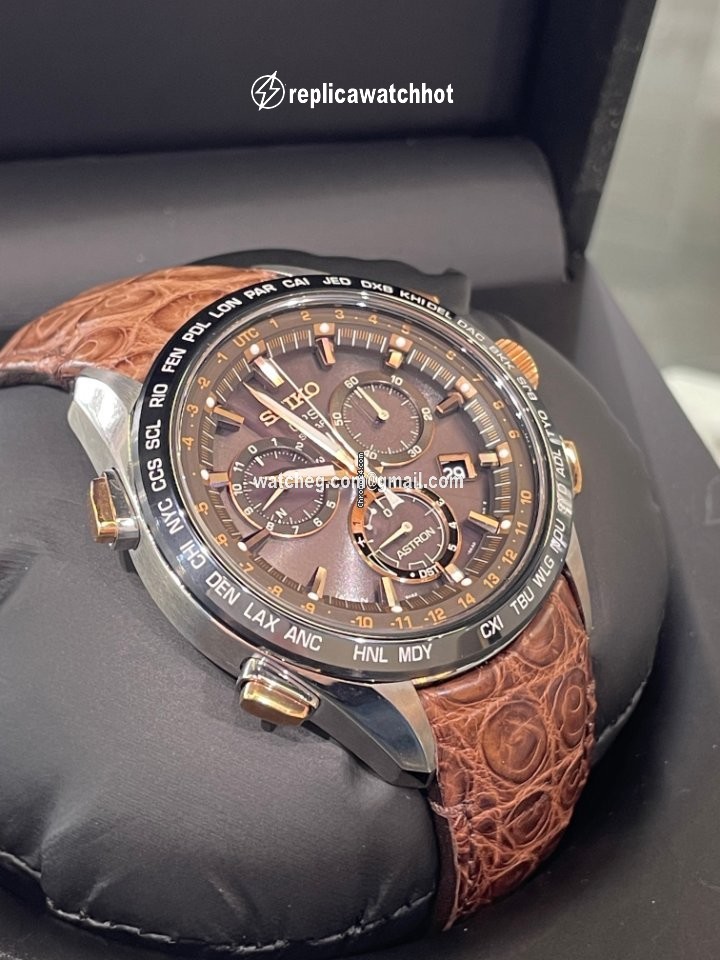 Seiko Astron GPS Solar Chronograph Titanium SSE025J1