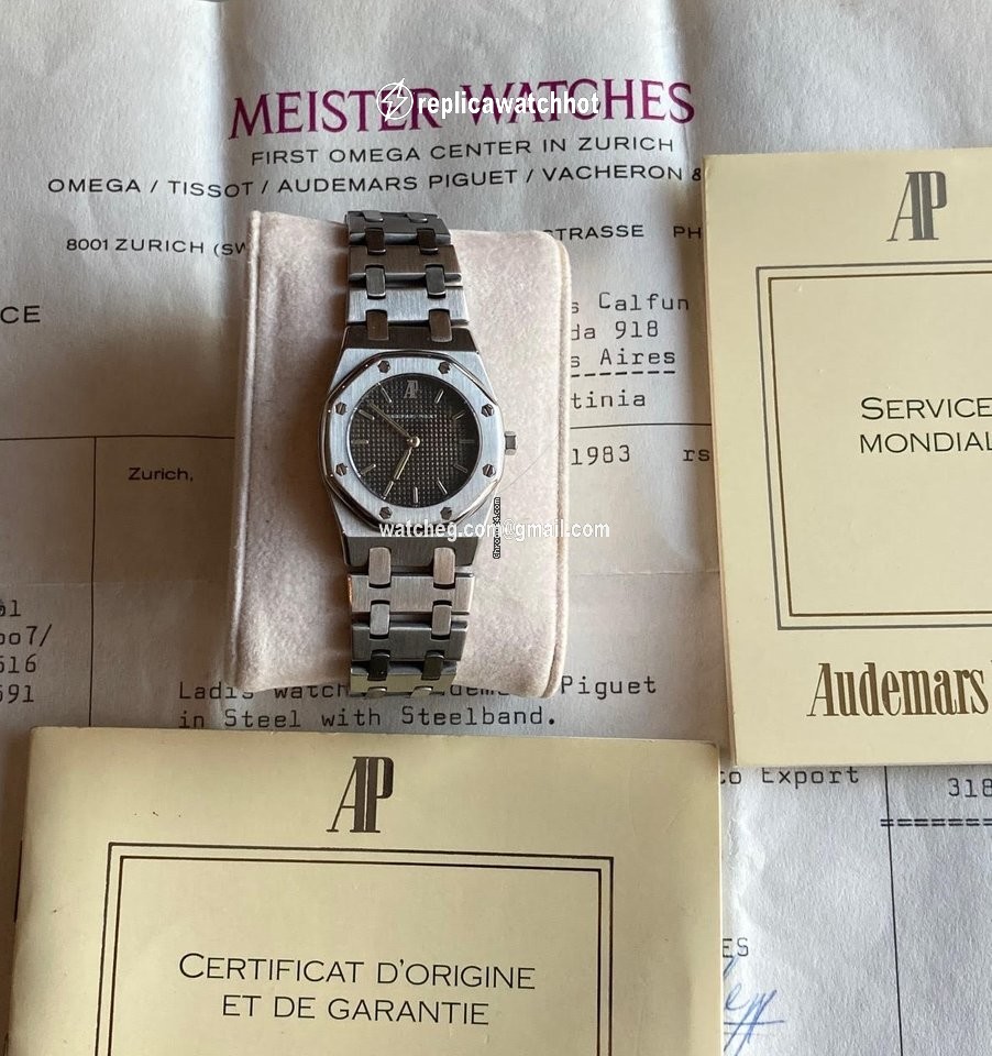 Audemars Piguet Royal Oak Lady Womens watch Quartz Steel 6007ST