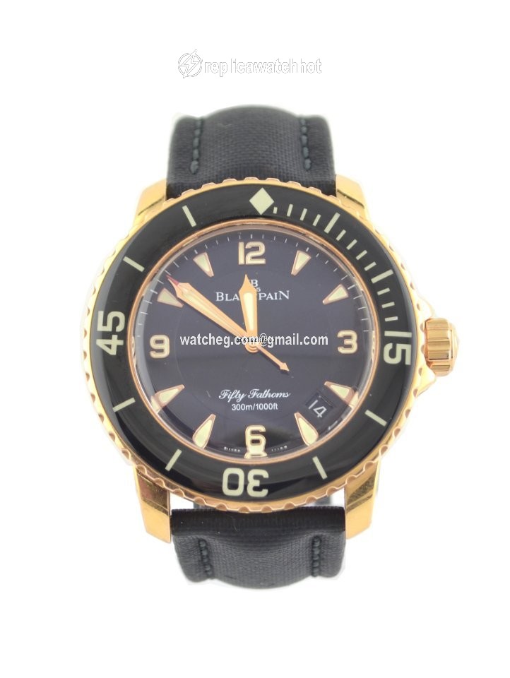 Blancpain Fifty Fathoms Mens watch Unisex Automatic Rose gold 5015-3630-52