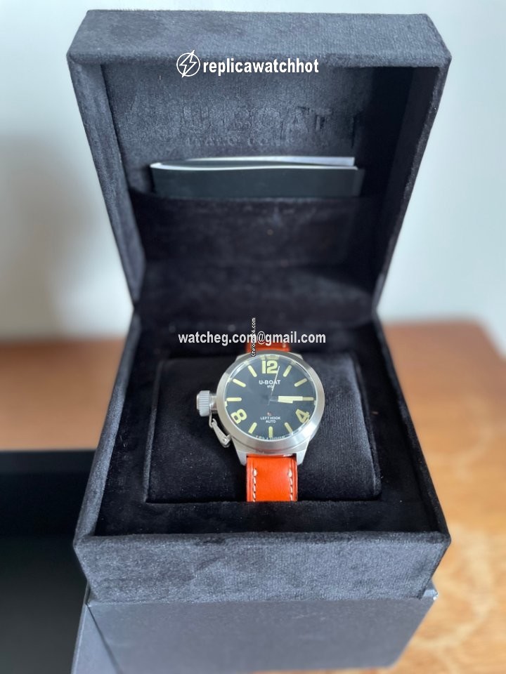 U-Boat Classico Mens watch Unisex Automatic Steel UB-1105-1