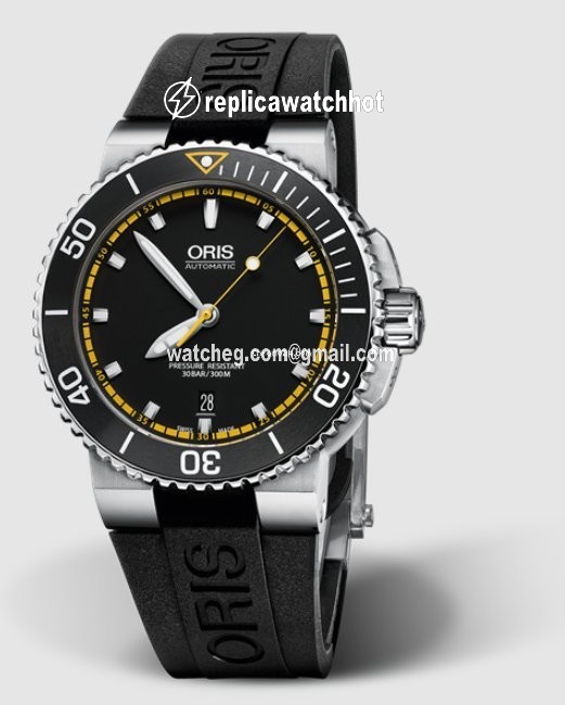 Oris Aquis Date Mens watch Unisex Automatic Steel 01 733 7653 4127-07 4 26 34EB