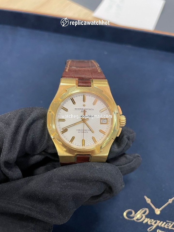 Vacheron Constantin Overseas Mens watch Unisex Automatic Yellow gold 42042 000j-8966